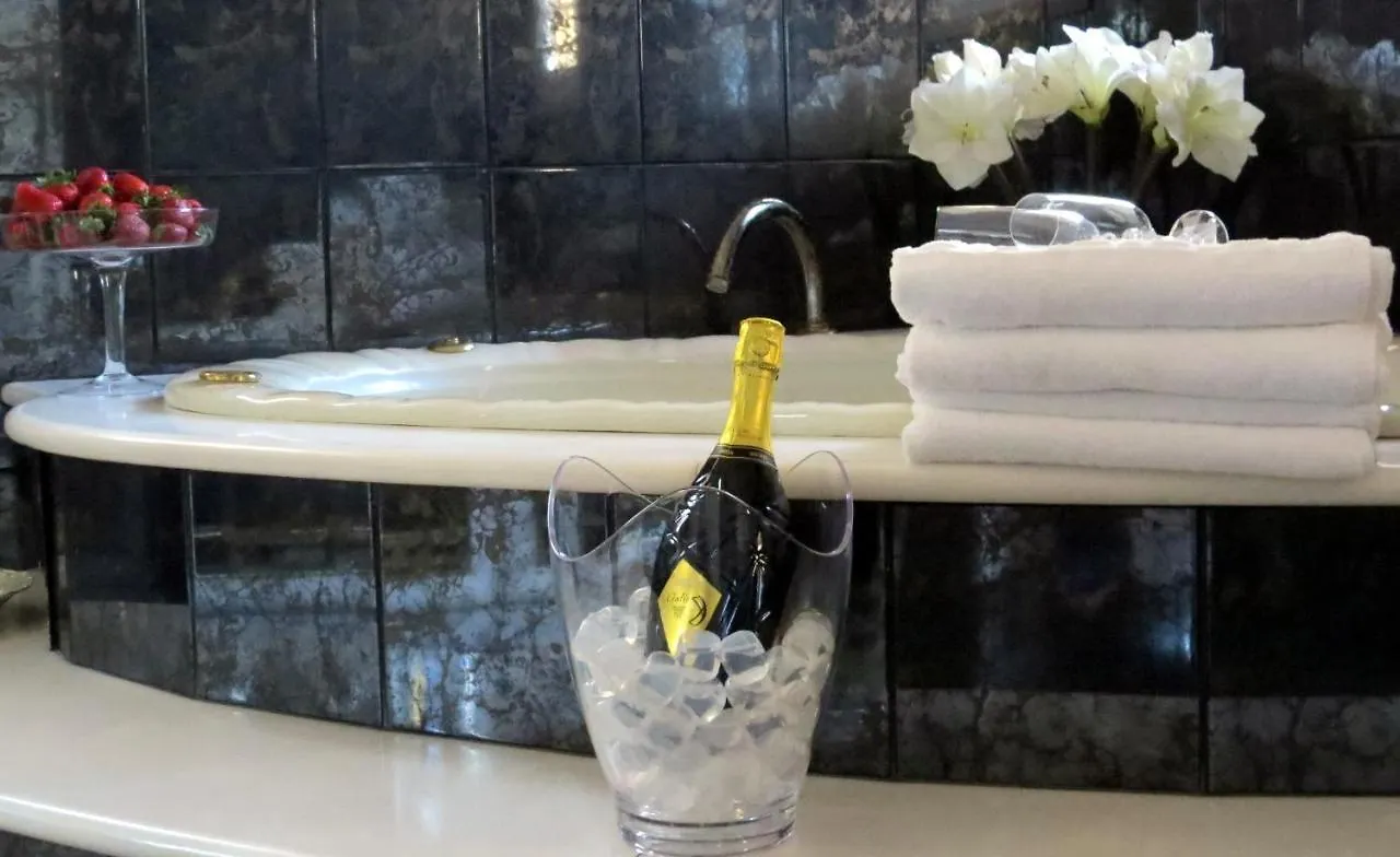 Villa Moments - Guest House Portimao 2*,
