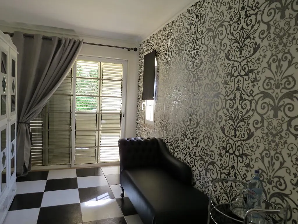 Villa Moments - Guest House Portimao 2*,  Portugal