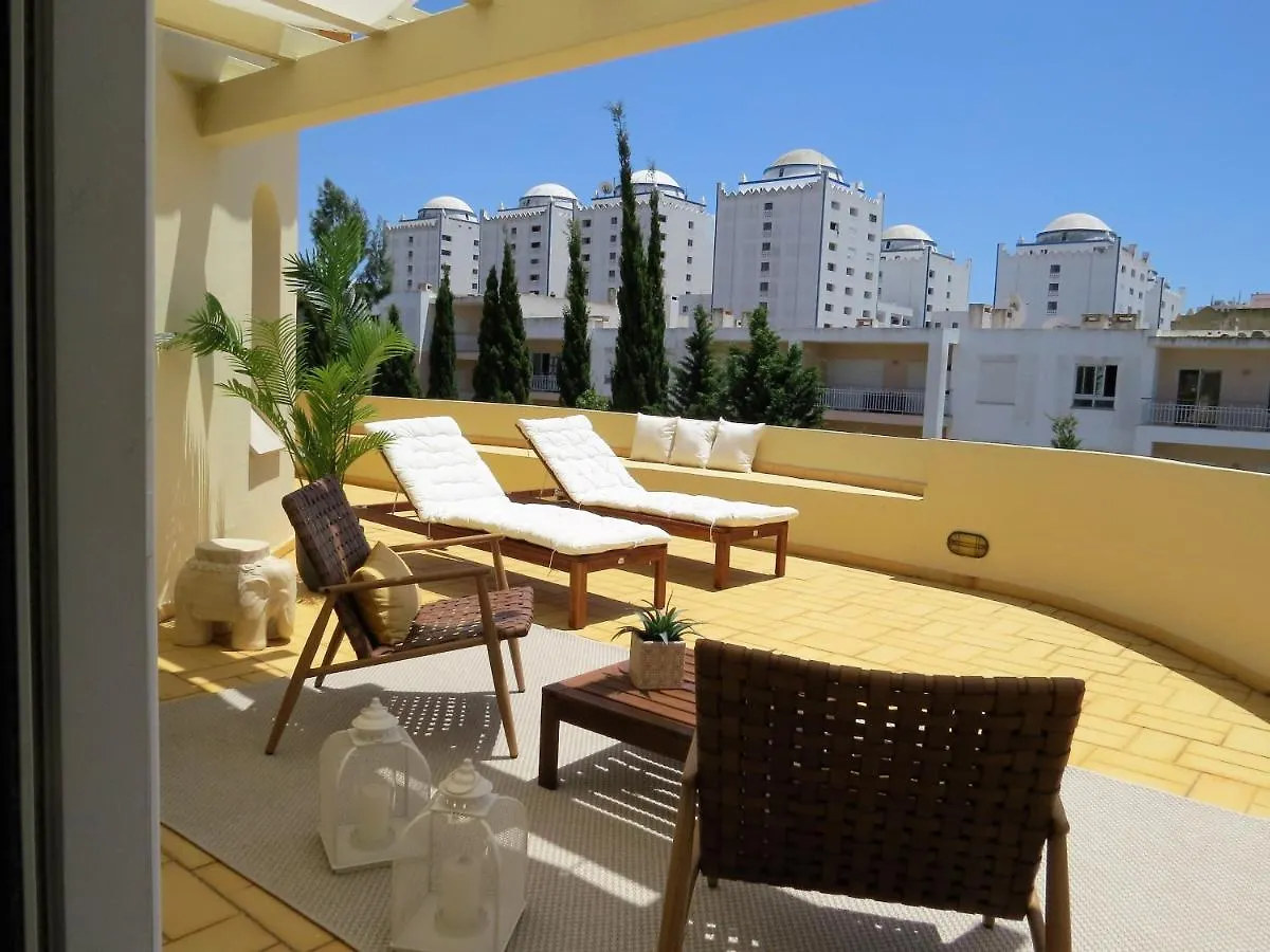 Villa Moments - Guest House Portimão 2*,